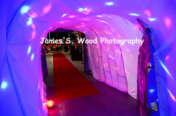 Catfootgradnight2014-p14
