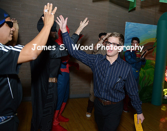 Catfootgradnight2014-p16