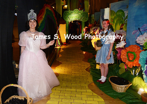 Catfootgradnight2014-p15
