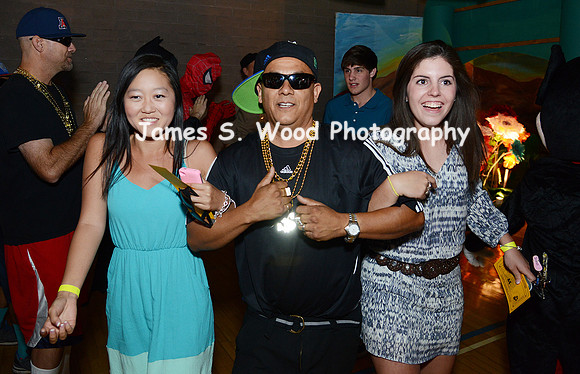 Catfootgradnight2014-p17