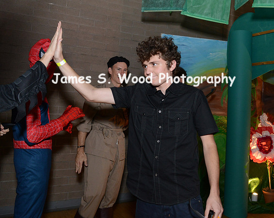Catfootgradnight2014-p21